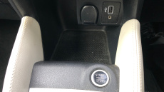 Nissan Micra 1.0 IG-T 100 Tekna 5dr Petrol Hatchback